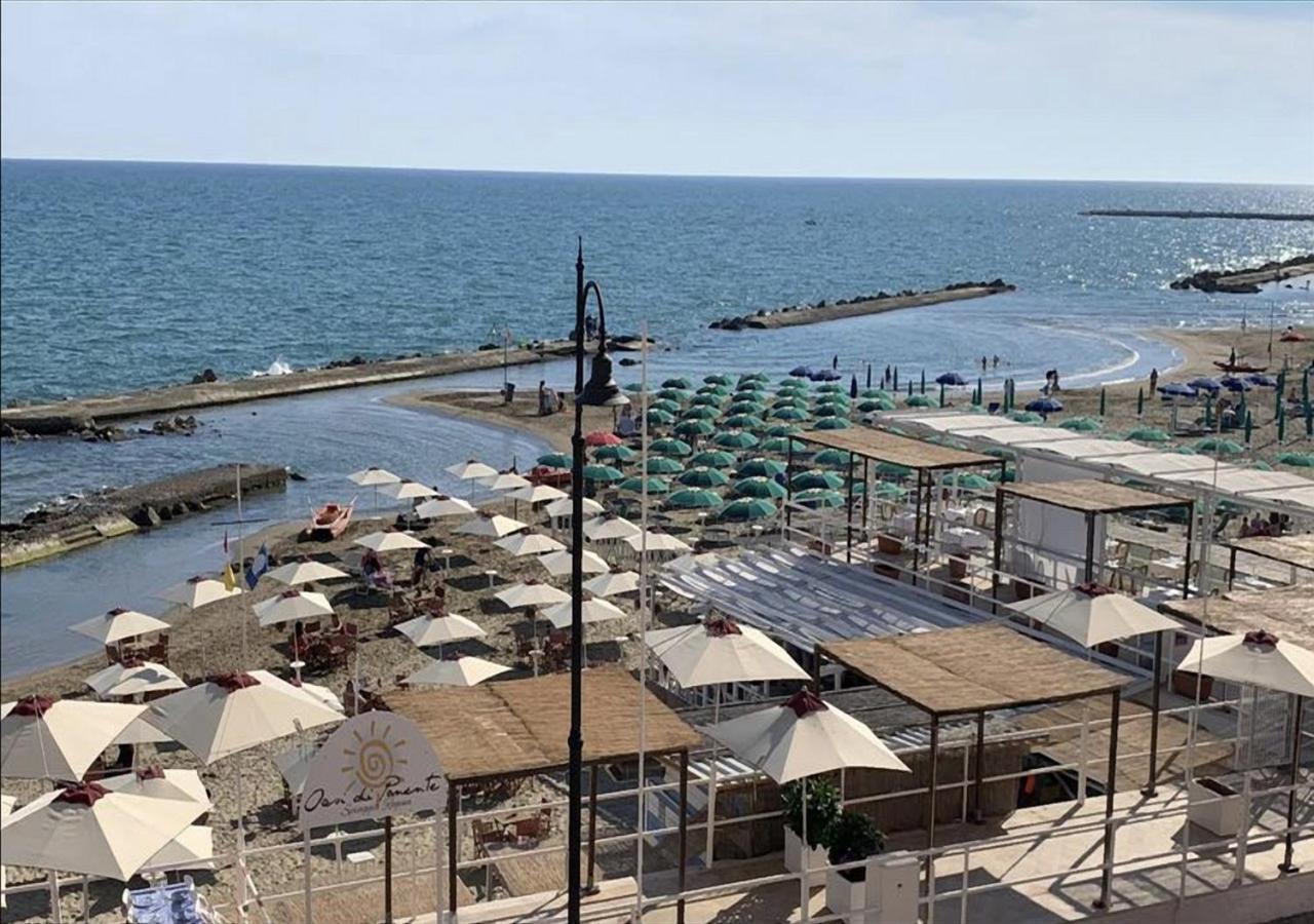 Hotel Cavalieri D'Oro Luxury House Anzio Exterior foto