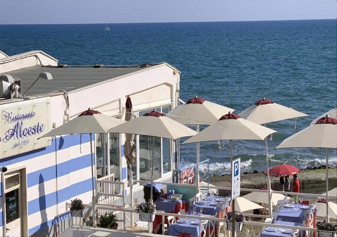 Hotel Cavalieri D'Oro Luxury House Anzio Exterior foto